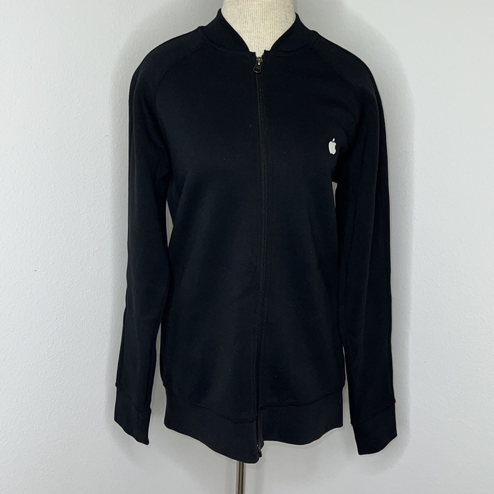 🔹 Apple Zip Up Jacket